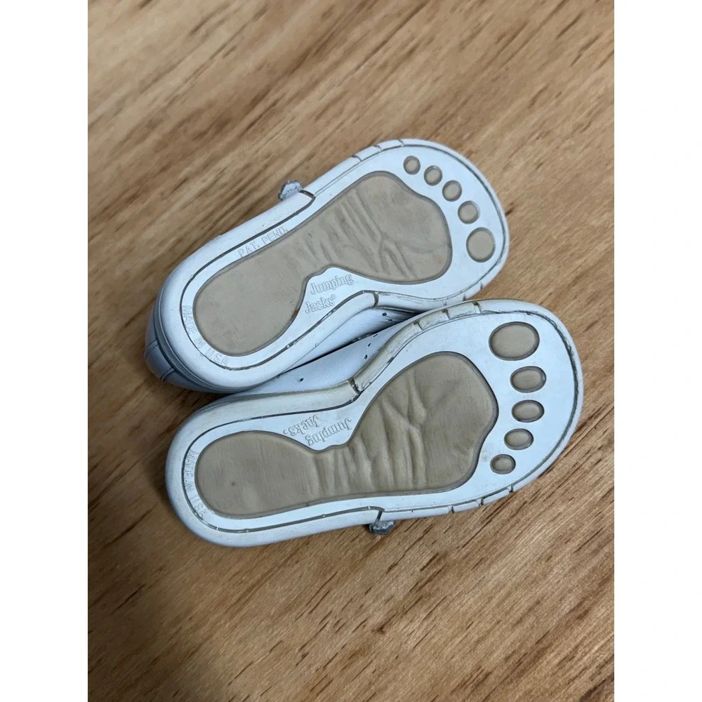 Jumping Jacks Perfection Vintage White Leather Mary Jane Shoes Toddler